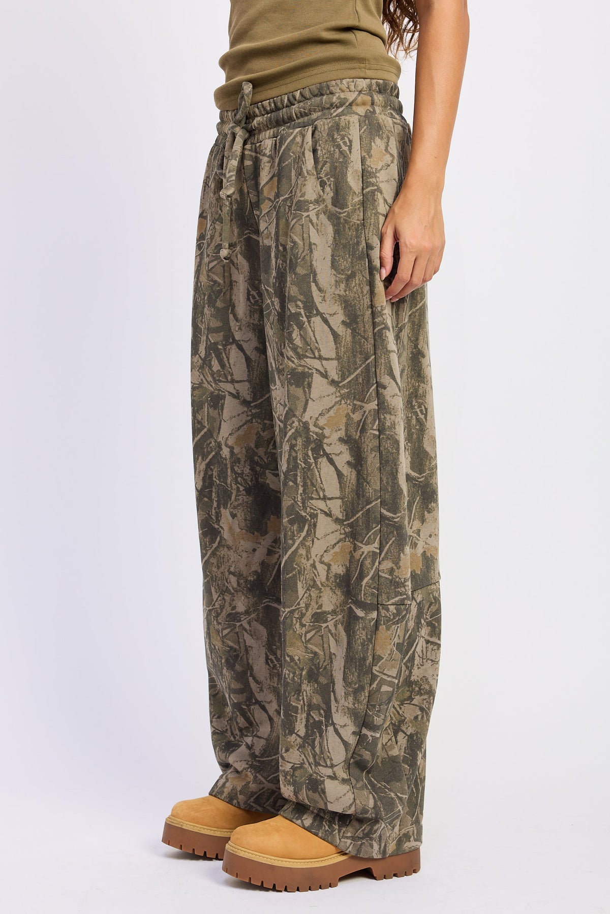 Alina Pants — product image 3