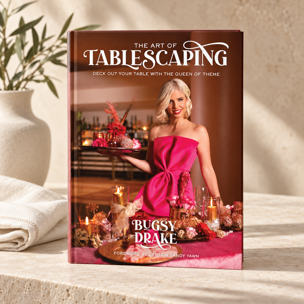 The Art of Tablescaping: Deck Out Your Table with the Queen of Theme